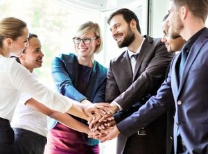 Gemeinschaft | Zusammenarbeit | Verband Deutsches Reisemanagement e.V. (VDR) Gemeinschaft | Zusammenarbeit | Verband Deutsches Reisemanagement e.V. (VDR)